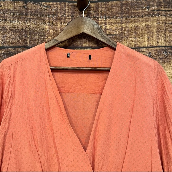 Forever 21 Coral V-neck Wrap Cropped flouncy short Sleeve Blouse Size XL - Picture 4 of 6